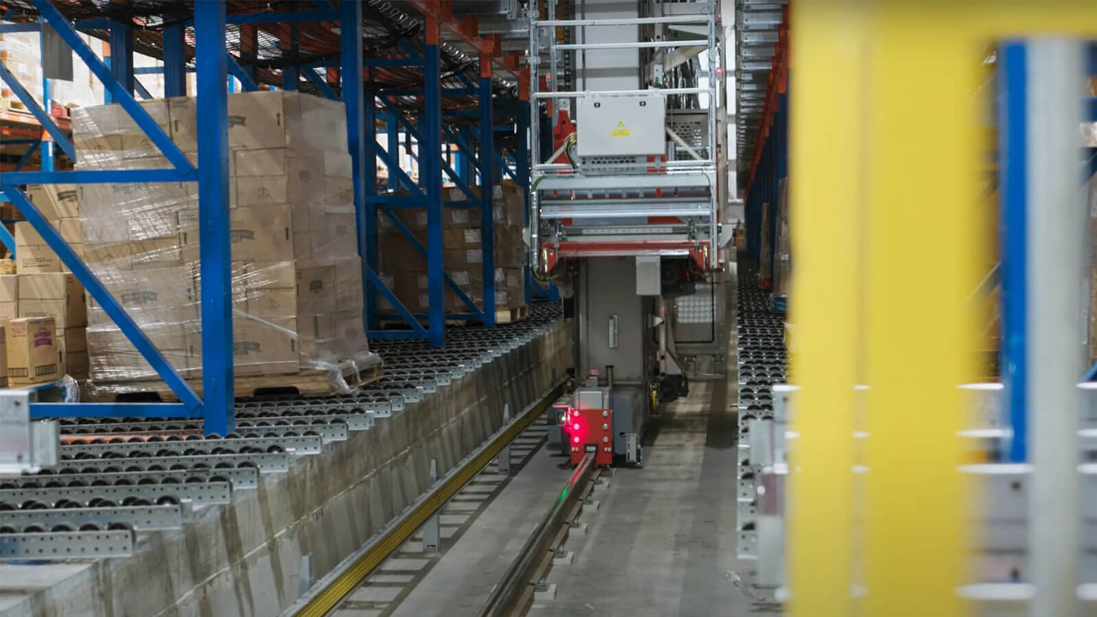 Automated Retrieval and Storage system in grocery distribution center