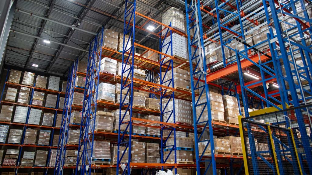 High-Density Pallet Storage in Grocery DC