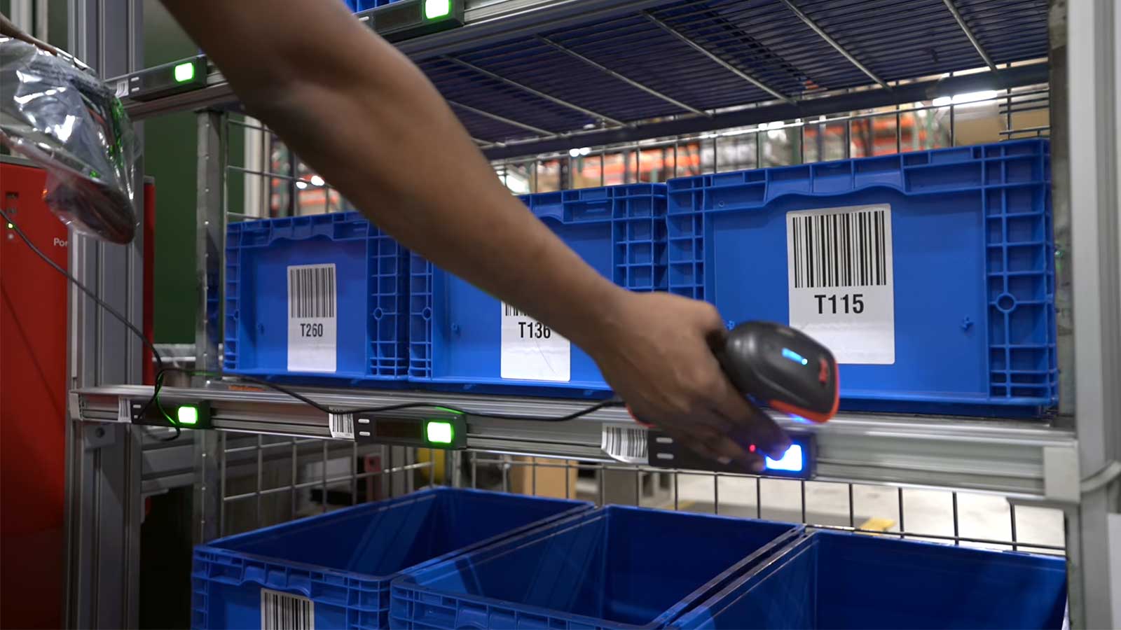 macks-prairie-wings-autostore-port-goods-to-person-workstation-order-fulfillment-put-to-light