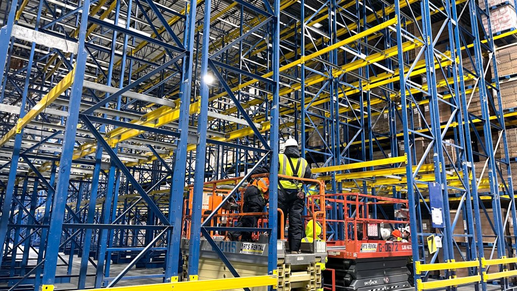 Double-Deep Selective Racking Installation