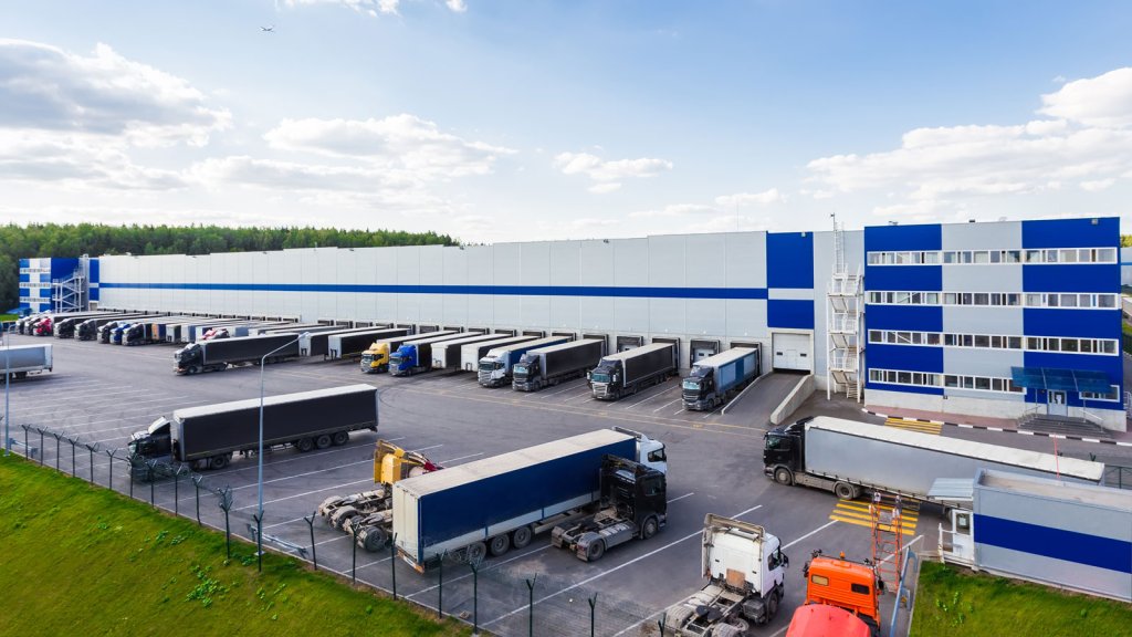 Brownfield vs Greenfield Warehouse